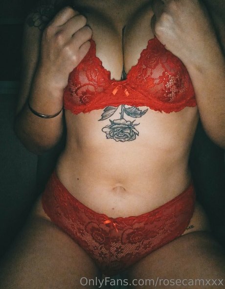 rosecamxxx nude only fans leaks