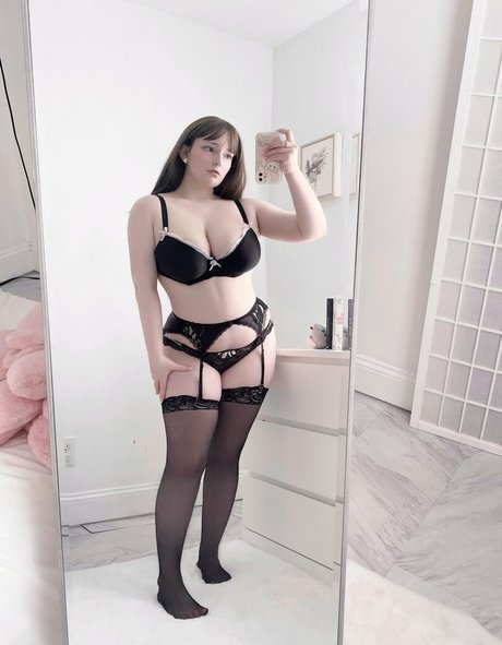 Emixomiu onlyfans model photos