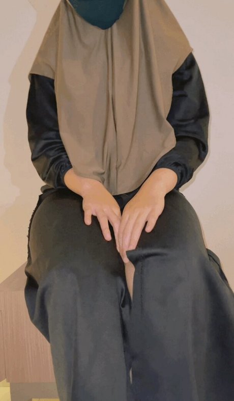 Hijab Camilla leaked nude onlyfans