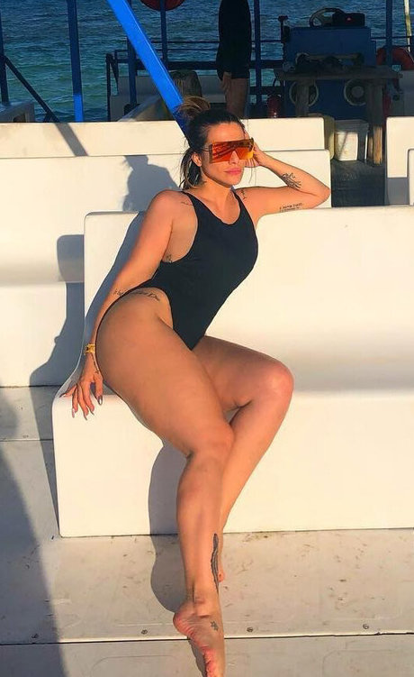 Cleo Pires onlyfans tits