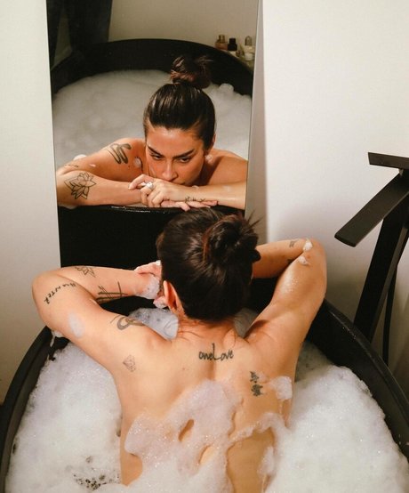 Cleo Pires onlyfans pics