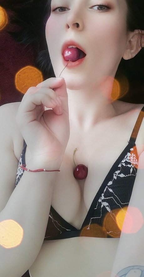 Olya Holmes only fans xxx