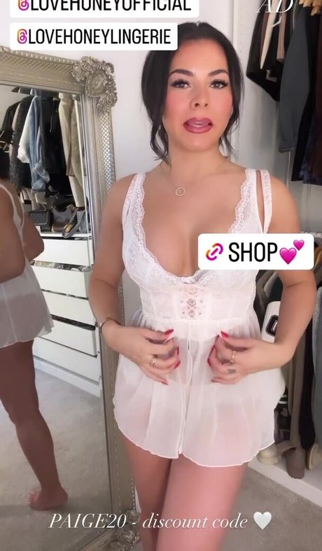 Paige Thorne onlyfans photos