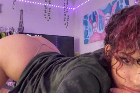 Vswrld onlyfans desnuda