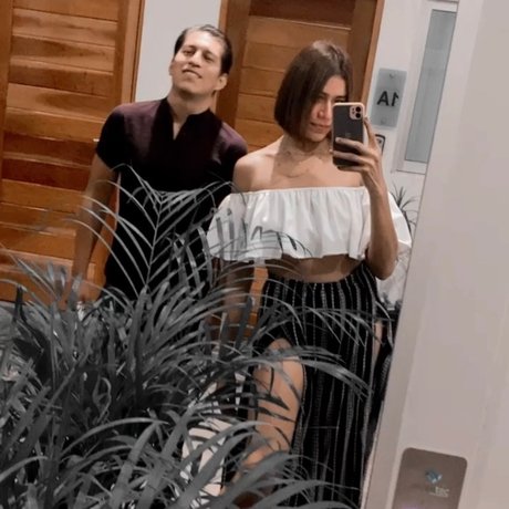 Masked Desire_ onlyfans model photo