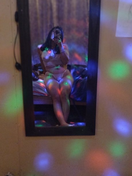 La Reina only fans pics