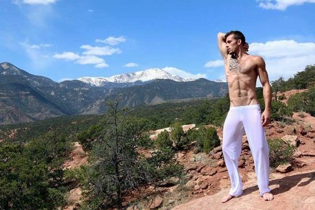 Jimmie Slater strip onlyfans