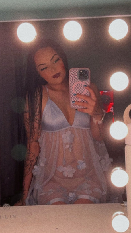 Tiny Meeks onlyfans nide