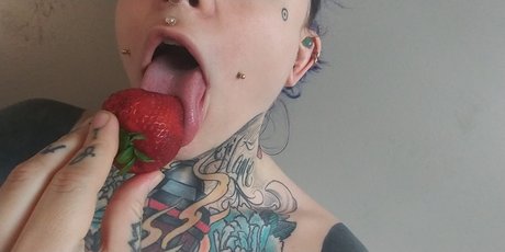 Bunny Knox onlyfans lesk