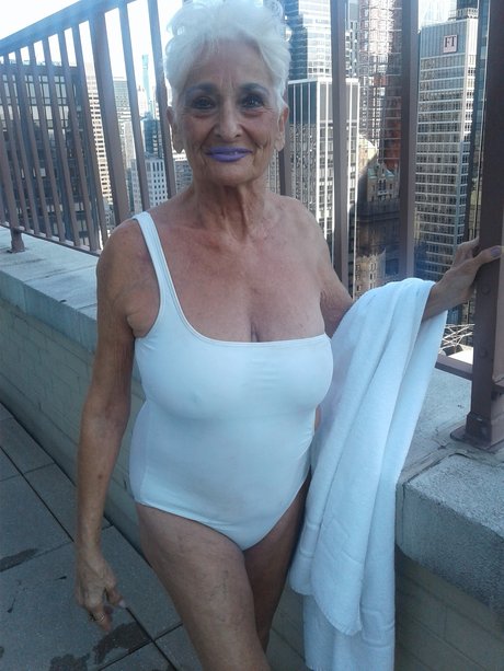 Hottie Hattie leaked nude onlyfans