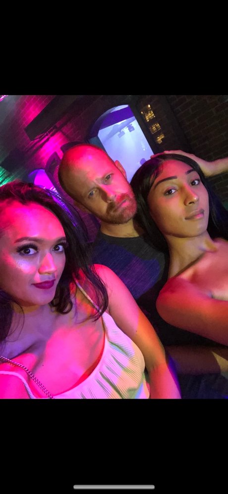 Christopher Adam  img