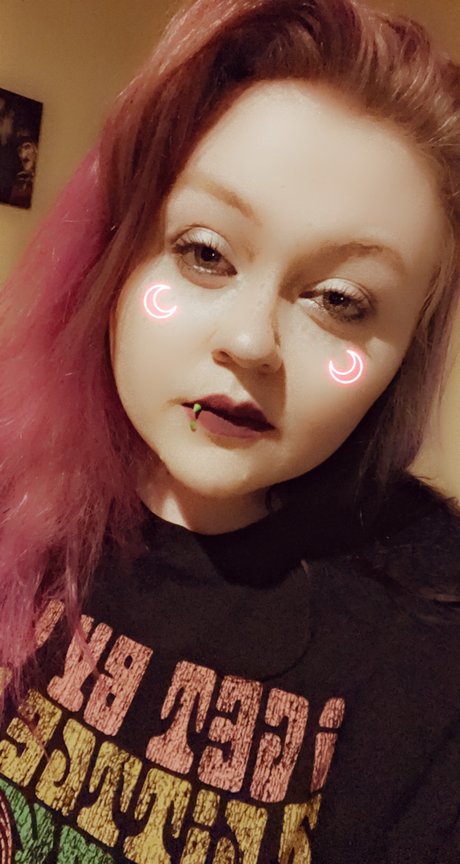 Julia Renee Nettles onlyfans nsfw