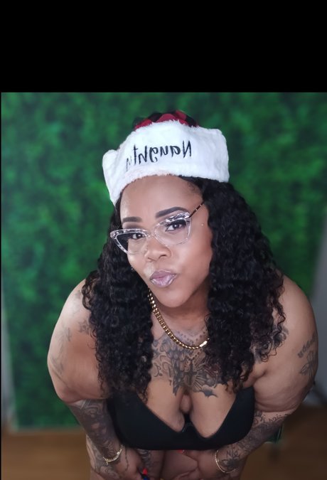 Tatted diamond onlyfans pictures