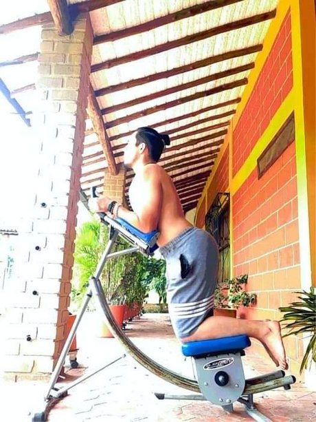 Darwin Parra onlyfans porn leaks