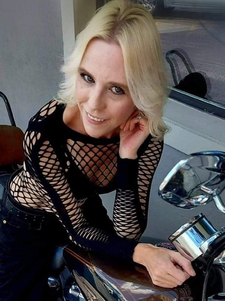 flexible teen onlyfans naked scene