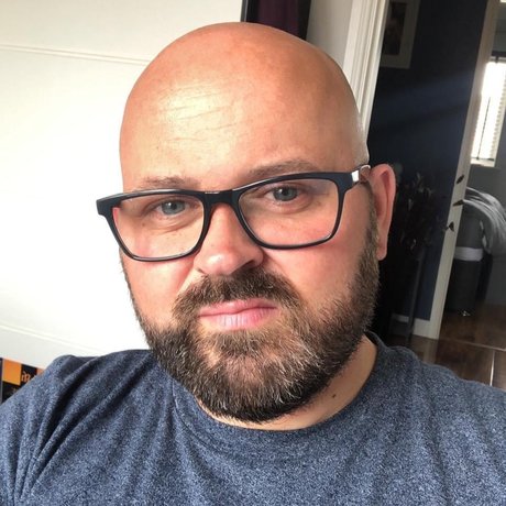 Hairy and chunky gay guy onlyfans nide