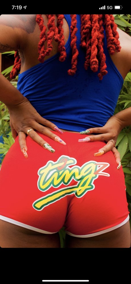 Thelocdjanet en onlyfans