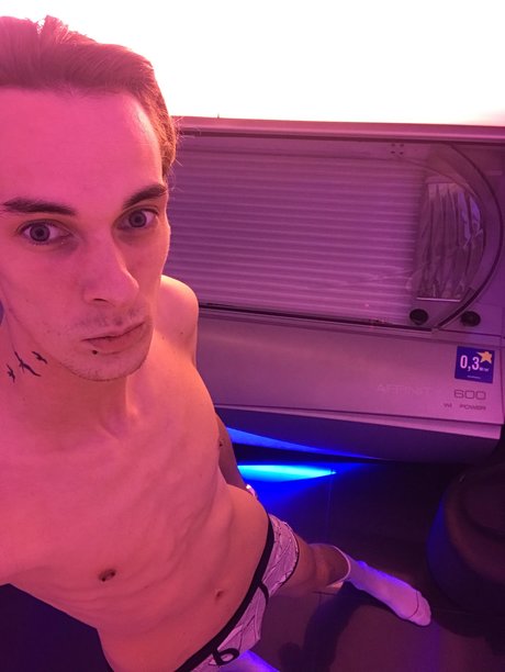 shockedmoisture onlyfans nudes leak