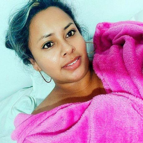 Marl n castilllo tits onlyfans