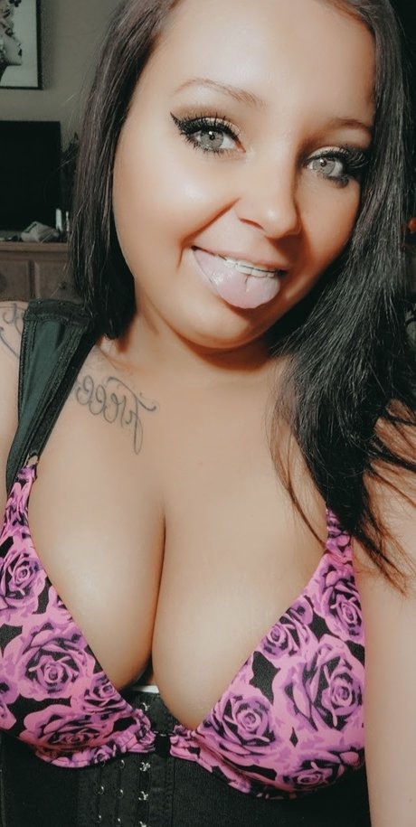 PrincessPistol9 onlyfans leaked pictures