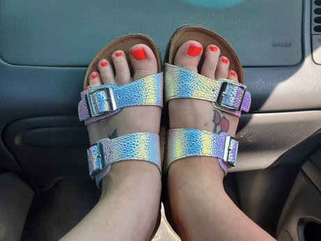 Littlefeet onlyfans nude tits