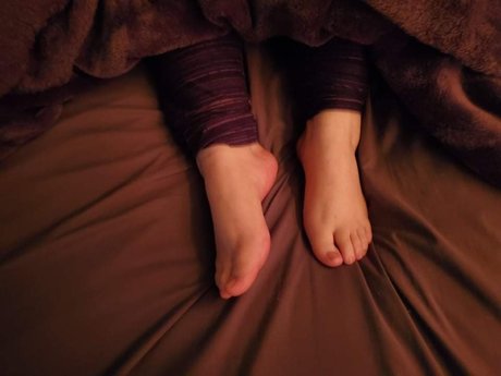 Tiny Toes nude onlyfans leaked