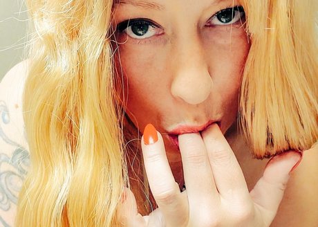 Liana the Italian Stallion_ nude only fans leaks