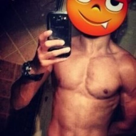 crazyalex 91 onlyfans naked