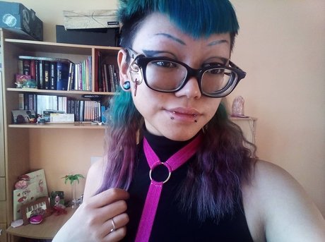 Thu Uyen Tranov_ onlyfans star