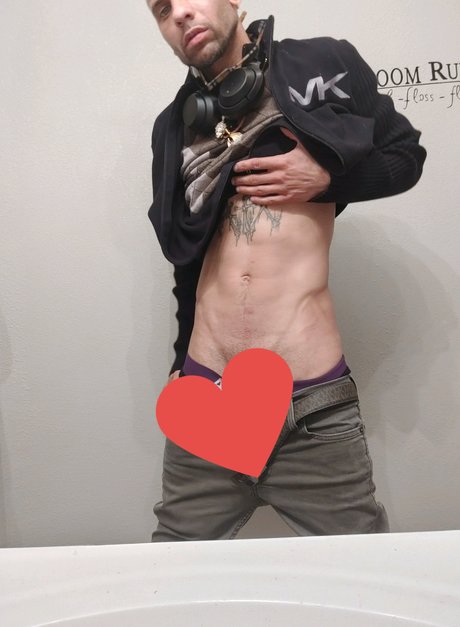 Phresh D onlyfans model photos