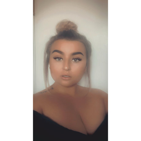 Tori Raine fans only