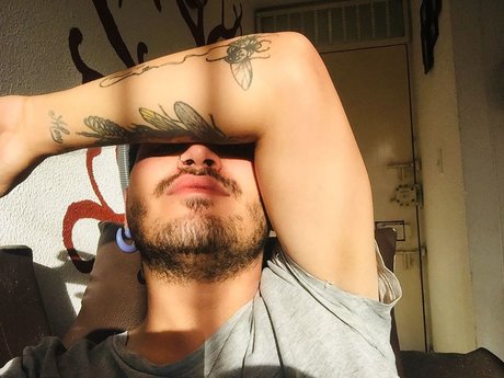 Mauricio Hil onlyfans leak porn