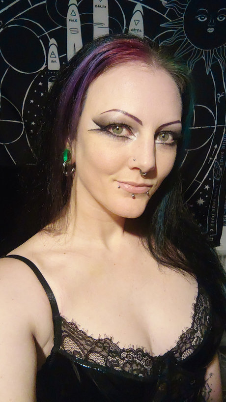 Tish Abyss onlyfans pics