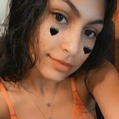 lips onlyfans nudes render