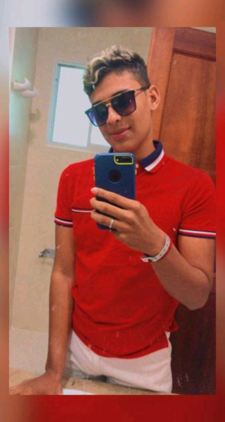 Ricardo Aguilar onlyfans mega