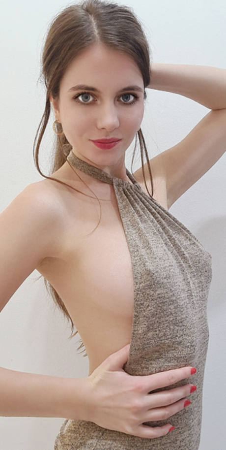 Ariadna Majewska nude on onlyfans