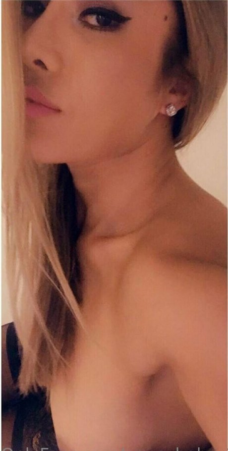 Anna sweetie_ onlyfans explicit content