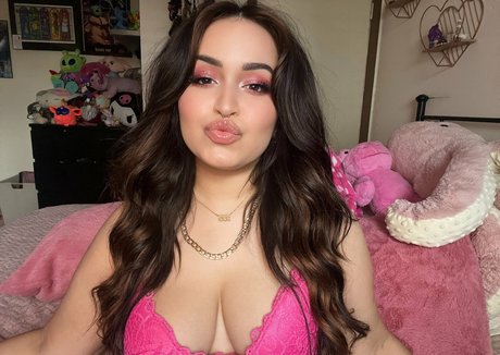 Gabby Ortiz onlyfans lean