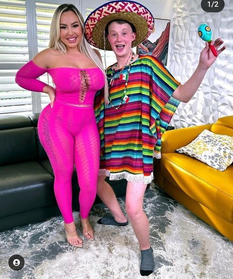 Callie Brooks onlyfans nude leak