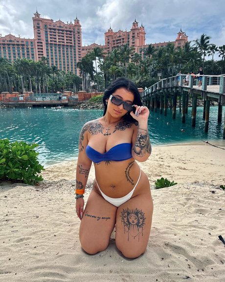 comedian onlyfans perfect images