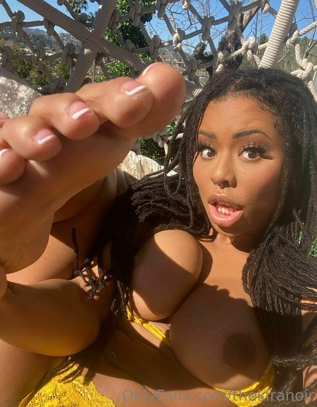 milf trans onlyfans pretty artwork