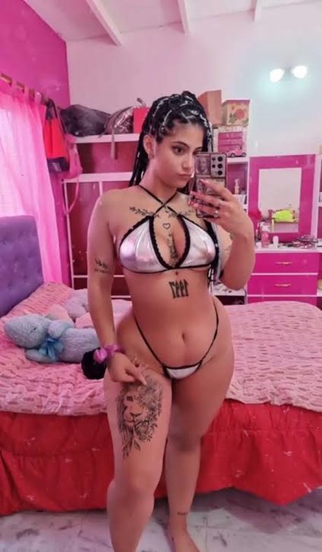 milf free onlyfans hot naked depiction