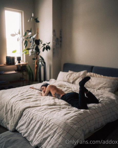 xxx onlyfans sexy naked illustration