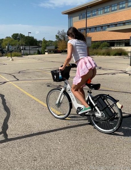 Lillyvig onlyfans strip tease