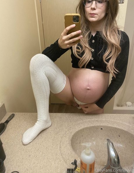 Lillyvig onlyfans picture