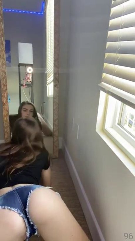 double penetration onlyfans nudes frame