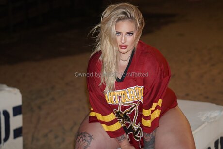 Miss Thick N Tatted only fans sex