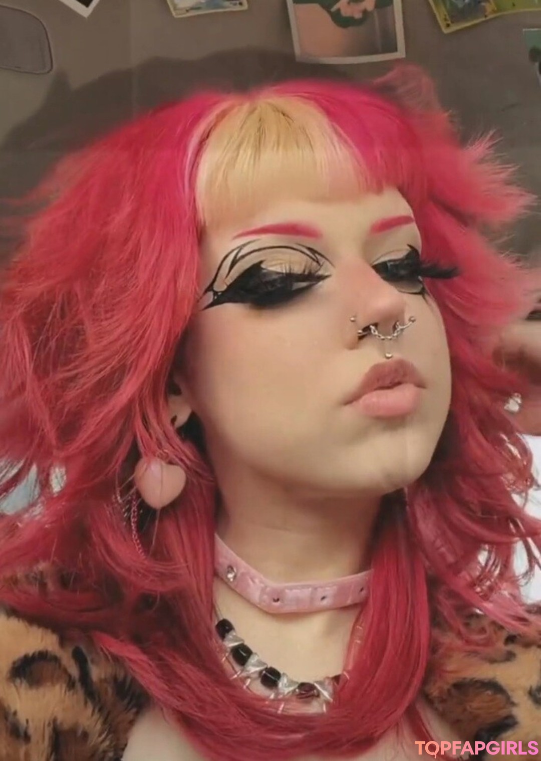 Caroline Carr_ onlyfans leak ass