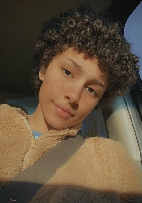 close up pussy onlyfans free naked galleries