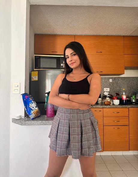 Annie Guzman onlyfans leaked free